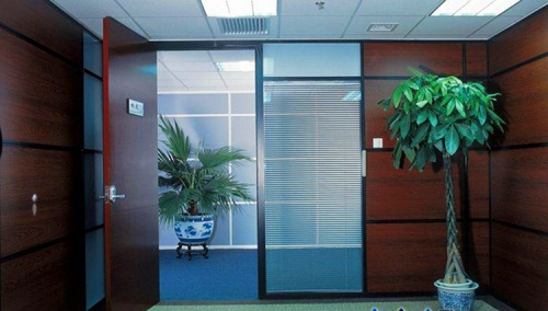 辦公室玻璃隔斷