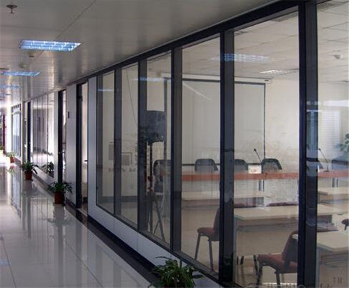 鋼化玻璃隔斷