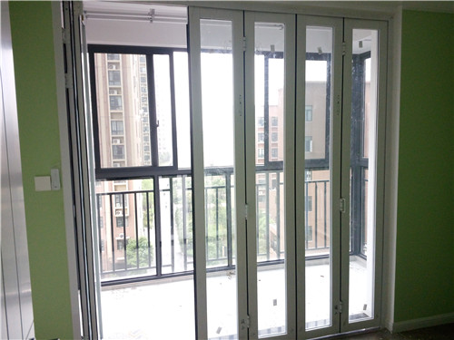 陽(yáng)臺(tái)折疊門(mén)